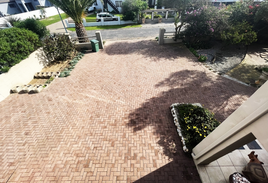 3 Bedroom Property for Sale in Country Club Western Cape